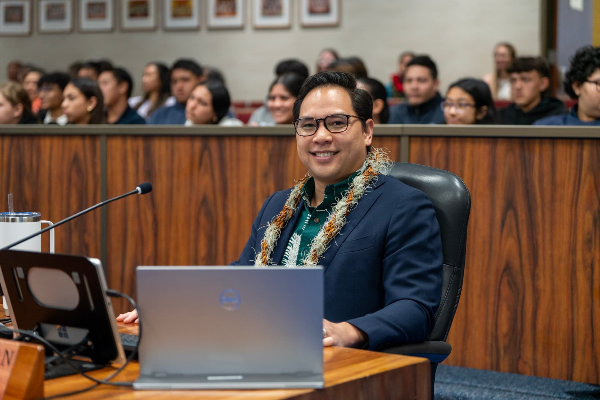 Kauanoe Batangan at council